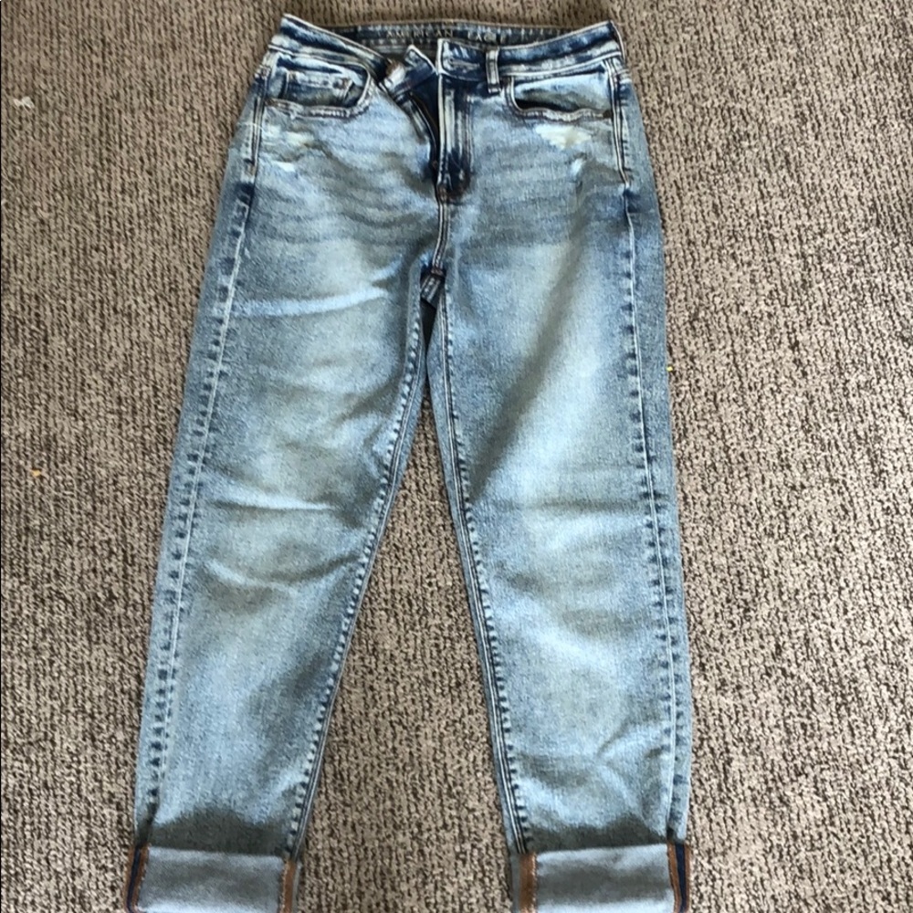 Brand new AE Stretch Mom Jeans